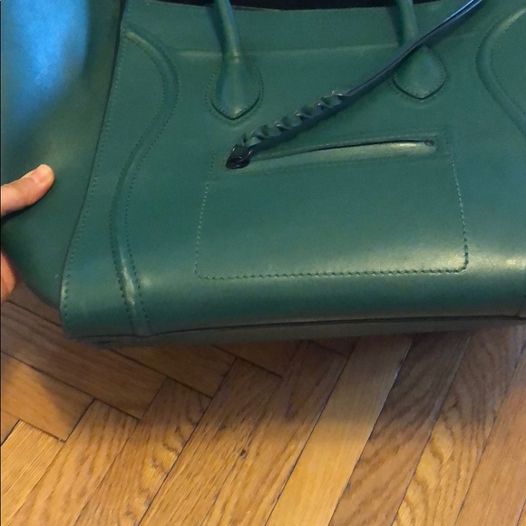 Too big bag for me. - Picture 6 of 8